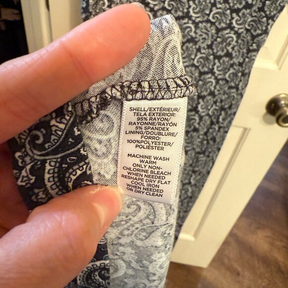 LOFT Gray Print Dress - Picture 7 of 7